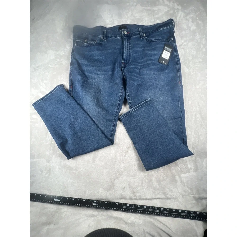 True Religion World Tour Jean Men 42x32 Geno Big Flap Relaxed Denim Red ‎ Stich